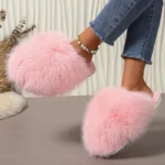 PANTUFLAS ROSADA PELUDAS - Image 3