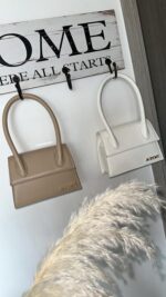 BOLSO JACQUEMUS BLANCO Y NUDE