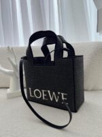BOLSO LOEWE YUTE CUADRADO NEGRO