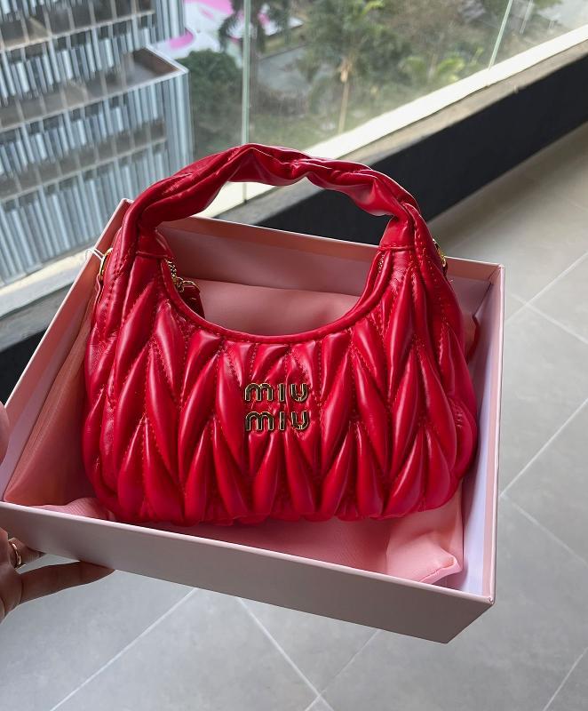 BOLSO MIU MIU ROJO - Image 3