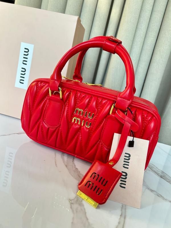 BOLSO MIU MIU ROJO RECTANGULO - Image 1