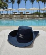 SOMBRERO MIU MIU JEANS Y NEGRO