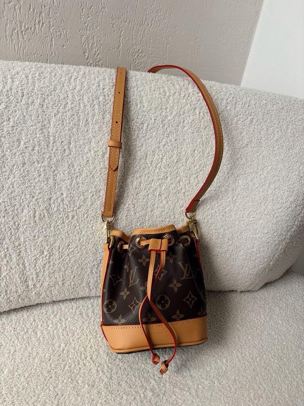 BOLSO LOUIS VUITTON MEDIANO - Image 1