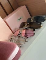 GAFAS MIU MIU CAT EYE ROSADA - Image 3