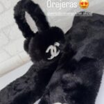 SET CHANEL BUFANDA Y OREJERAS