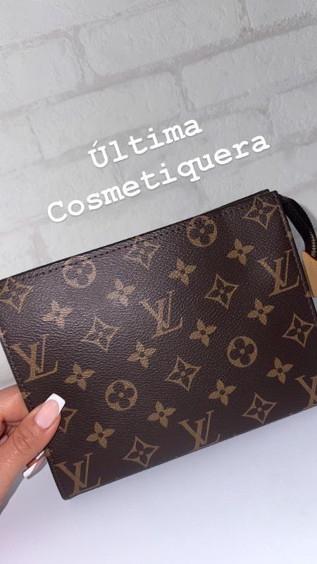 COSMETIQUERA LOUIS VUITTON MEDIANA - Image 1