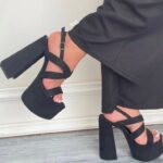 PLATAFORMAS NEGRAS