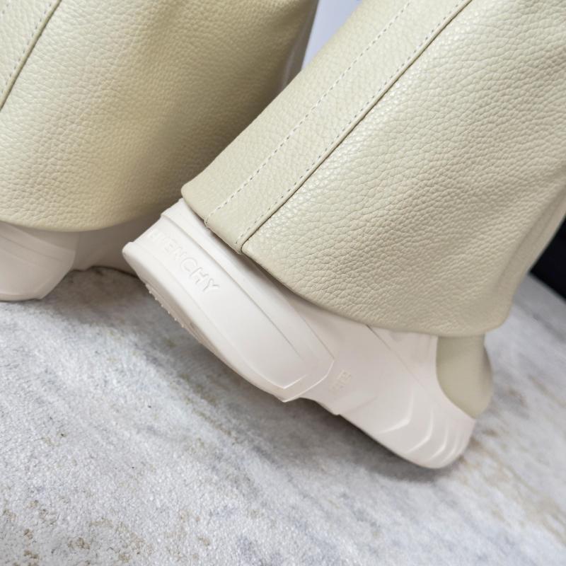 BOTAS GIVENCHY NUDE CORTA - Image 3