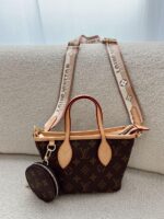 BOLSO LOUIS VUITTON CON MONEDERO - Image 4