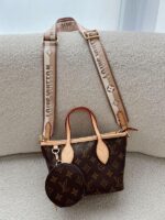 BOLSO LOUIS VUITTON CON MONEDERO