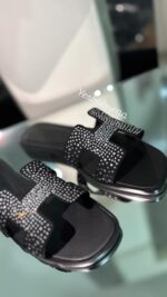 SANDALIA HERMES NEGRA PIEDRAS - Image 3