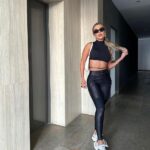 LEGGINS TAPA COSTADO