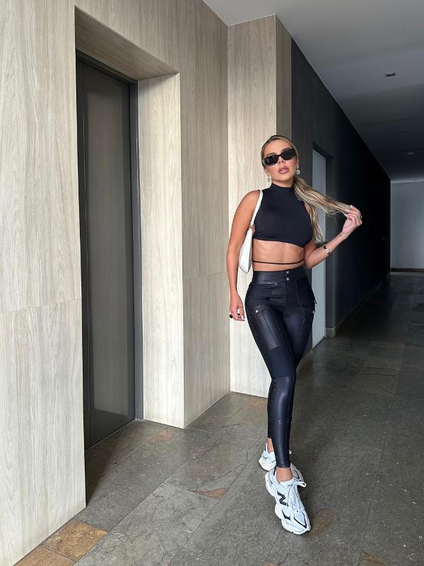 LEGGINS TAPA COSTADO - Image 1