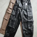 PANTALON CUERINA CARGO LABIJOU NEGRO Y CAFE - Image 2