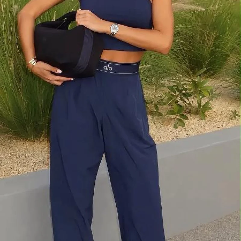rzd_4d22620f-fac0-4c91-9165-fcdb559fbd3f.jpg SET ALO PANTALON AZUL CON CAMISILLA - Image 1