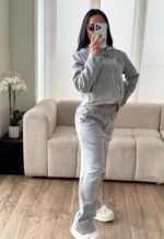 CONJUNTO LOUIS VUITTON GRIS