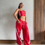 PANTALON ROJO CON RAYAS