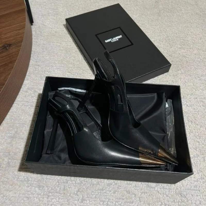 TACONES YSL NEGRO PUNTA DORADA - Image 3