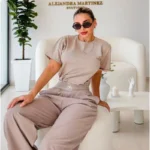 SET ALO PANTALON TAUPE CON CAMISA