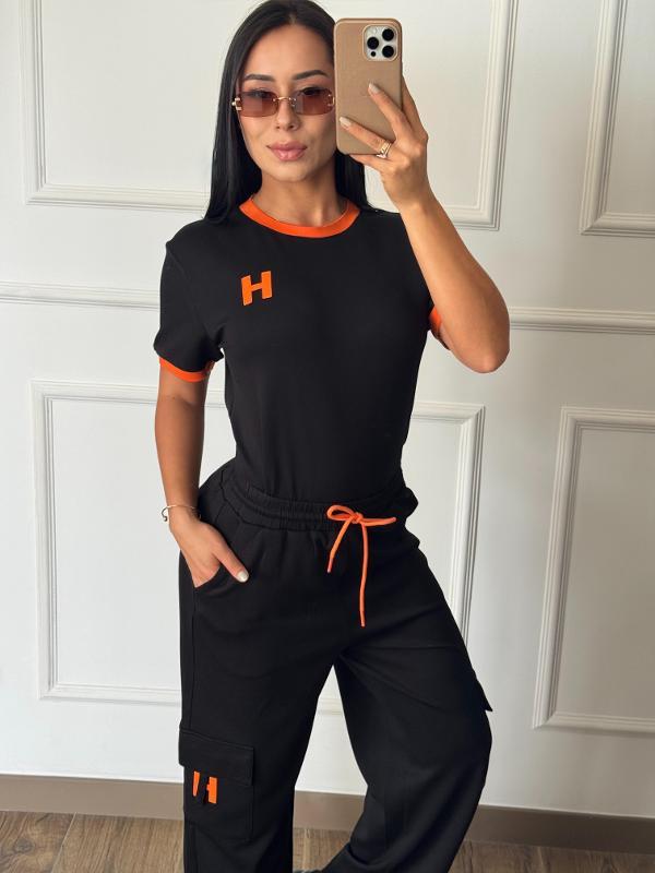 CONJUNTO HERMES NEGRO BORDE NARANJA - Image 2
