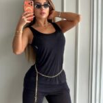 CONJUNTO YSL NEGRO CON PRENDEDOR