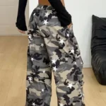 PANTALON MILITAR CON ESTRELLAS - Image 2