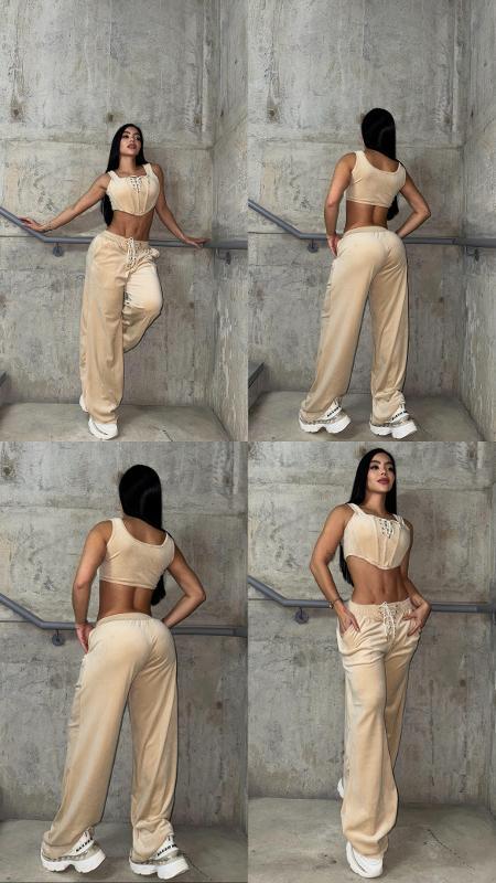 rzd_10969CA7-4DCD-4DA5-9280-2E96EEBC51C0.jpg SET VELVET CON CORSET NUDE - Image 1