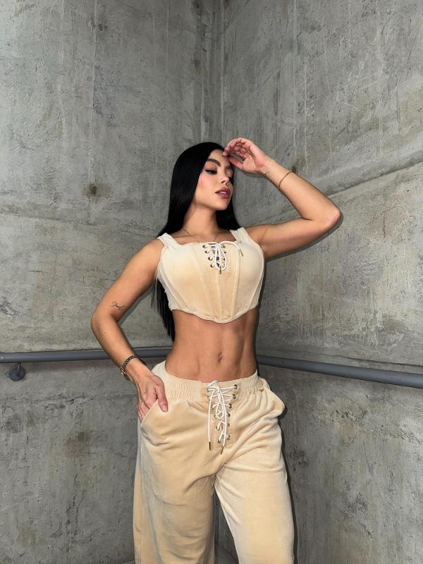 SET VELVET CON CORSET NUDE - Image 3