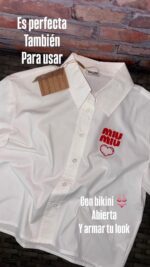 CAMISERA MIU MIU BORDADO EN ROJO