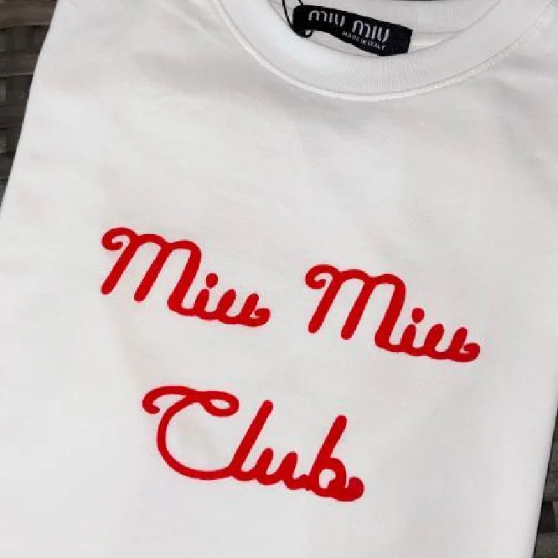 CAMISA MIU MIU LETRA ROJA - Image 3