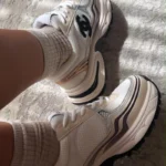 TENIS CHANEL PALO DE ROSA - Image 2