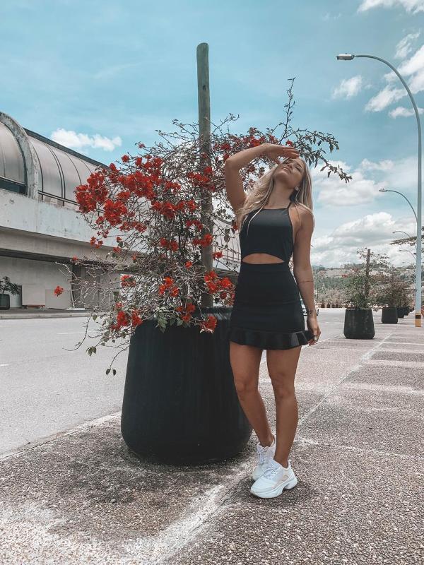 VESTIDO PRIMAVERA IA NEGRO - Image 2