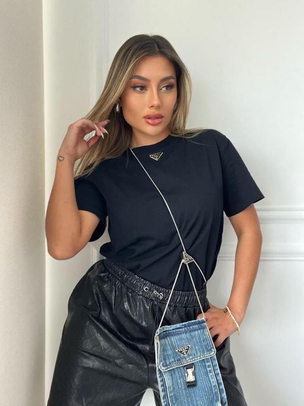 CAMISA CON BOLSO PRADA NEGRA - Image 3