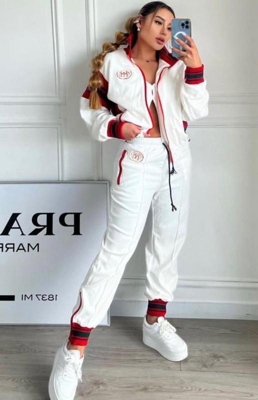 CONJUNTO GUCCI BLANCO FRANJA VERDE CON ROJO - Image 3